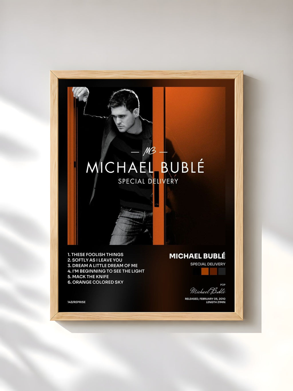 #bois Tableau de l'album Special Delivery de Michael Bublé, cadre en bois brut, imprimé et encadré en France