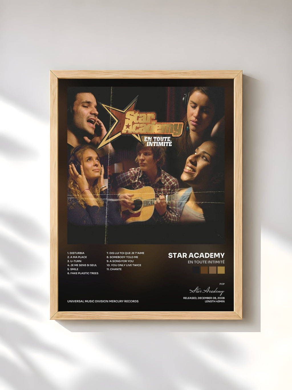 #bois Tableau de l'album En Toute Intimité de Star Academy, cadre en bois brut, imprimé et encadré en France