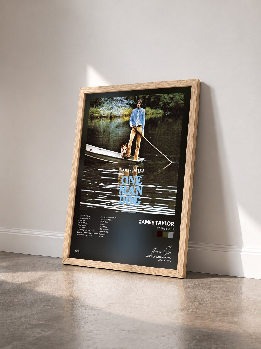 #bois Tableau de l'album One Man Dog de James Taylor vu de trois quarts, cadre en bois brut