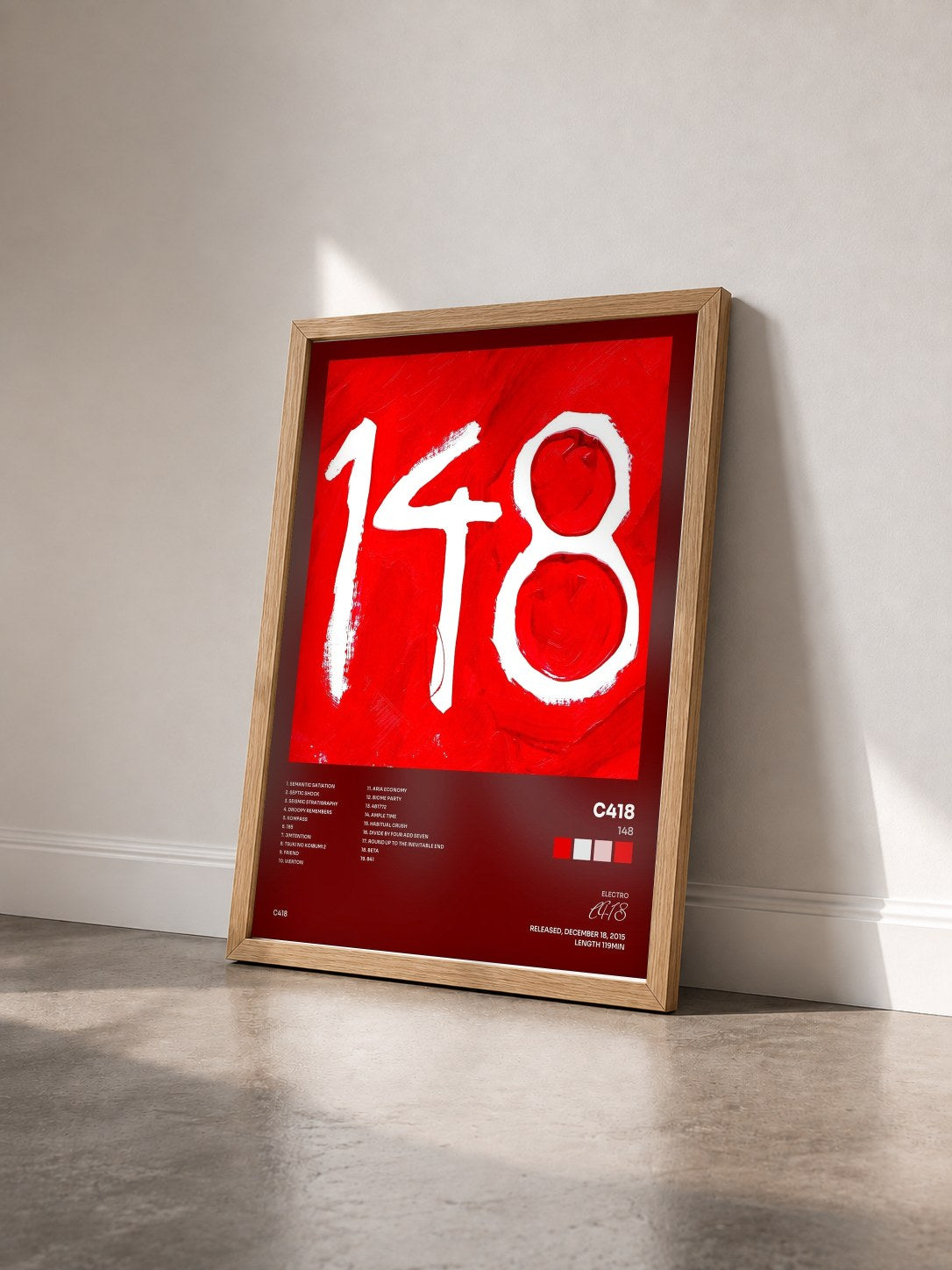 #bois Tableau de l'album 148 de C418 vu de trois quarts, cadre en bois brut