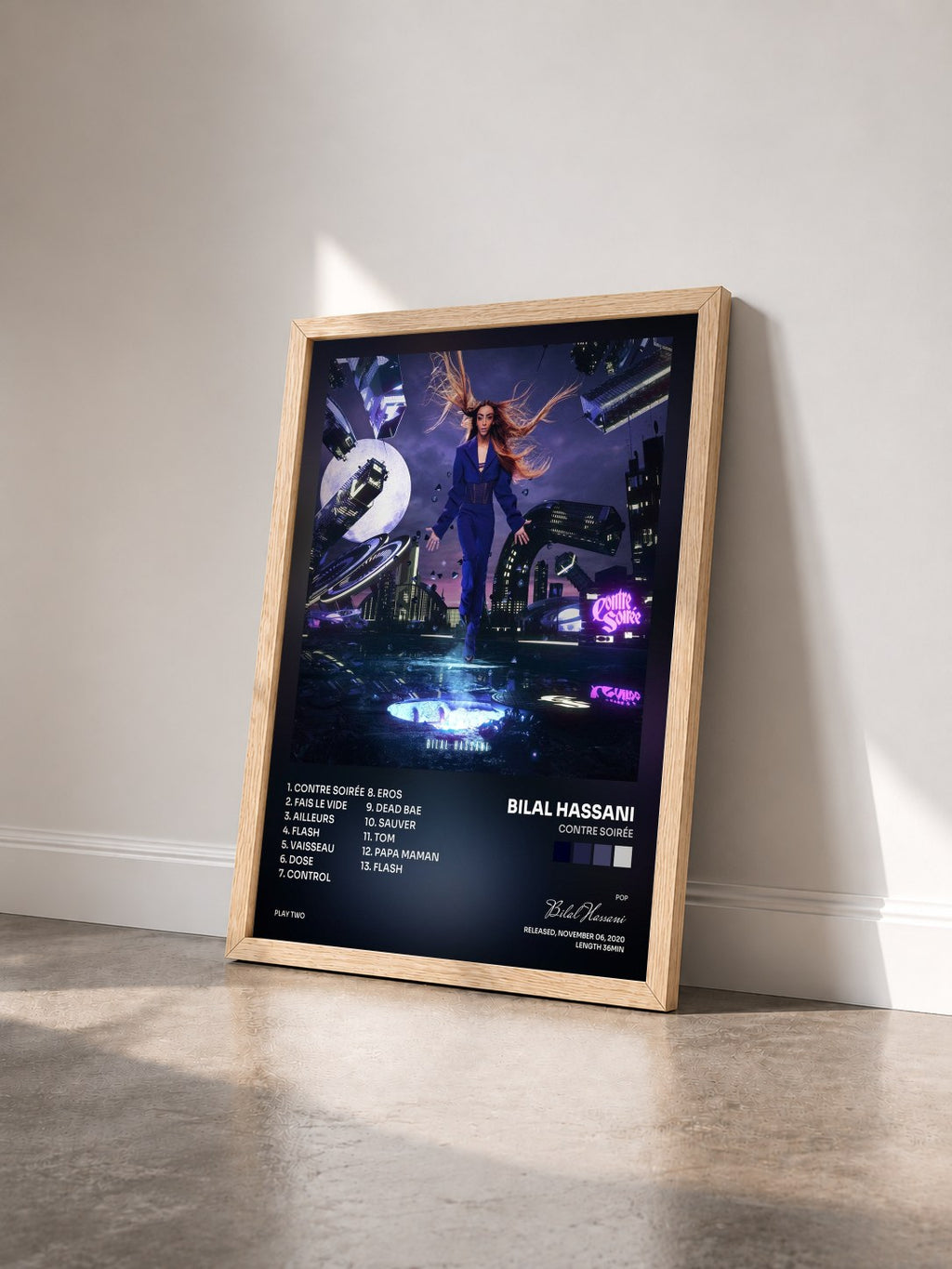 #bois Tableau de l'album Contre soirée de Bilal Hassani vu de trois quarts, cadre en bois brut