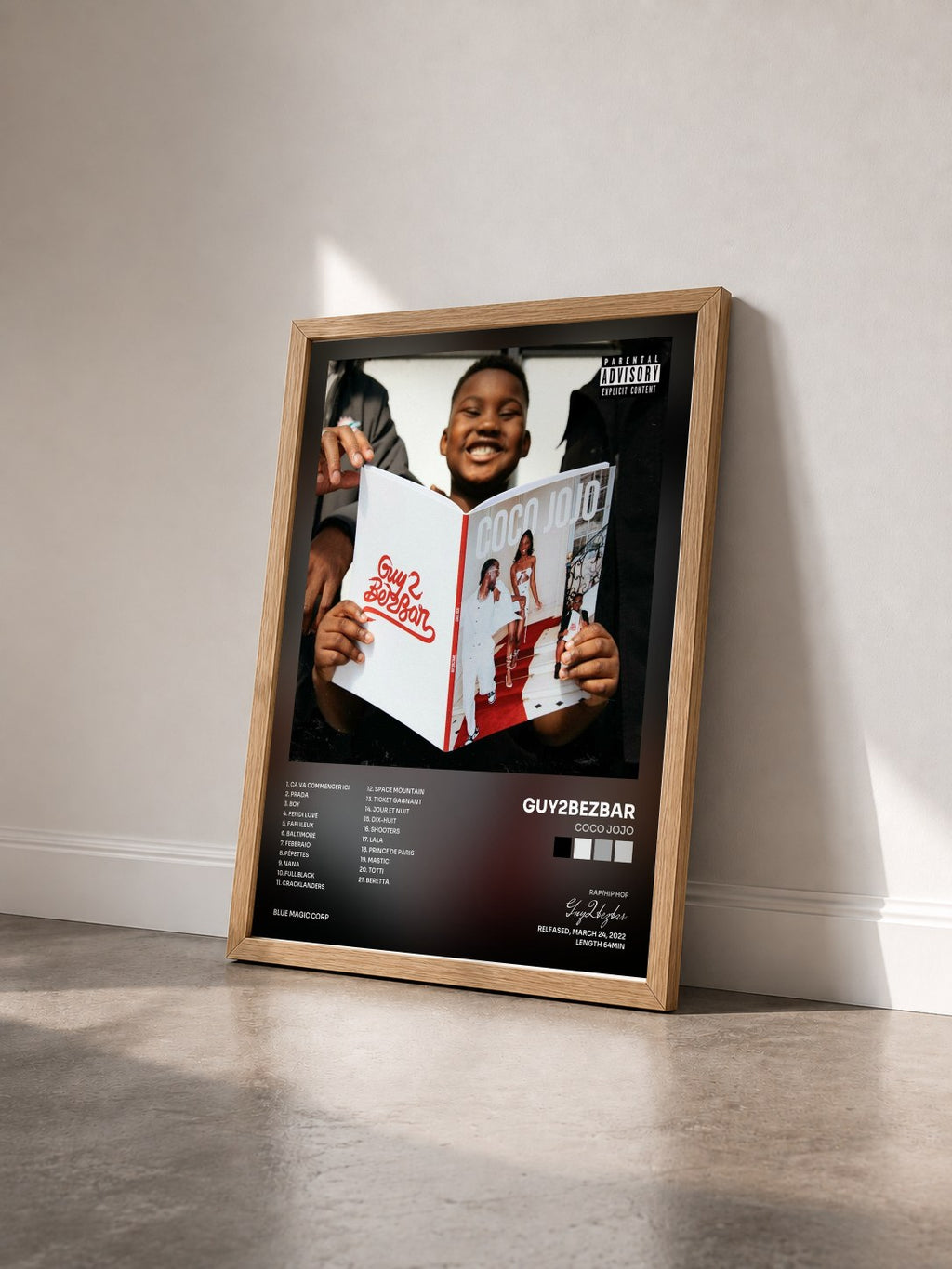 #bois Tableau de l'album COCO JOJO de Guy2bezbar vu de trois quarts, cadre en bois brut