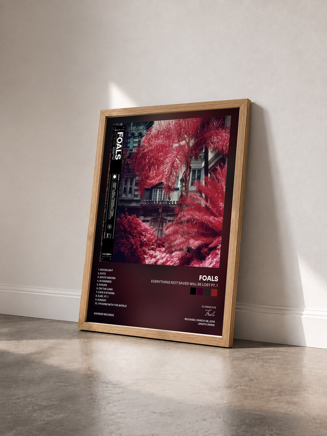 #bois Tableau de l'album Everything Not Saved Will Be Lost Pt. 1 de Foals vu de trois quarts, cadre en bois brut