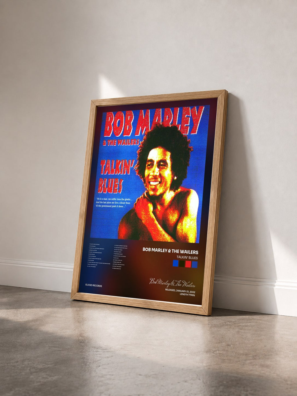 #bois Tableau de l'album Talkin' Blues de Bob Marley & The Wailers vu de trois quarts, cadre en bois brut
