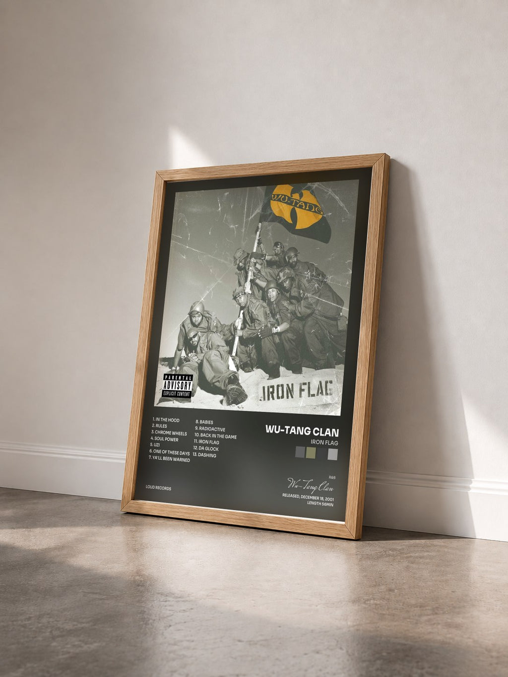 #bois Tableau de l'album Iron Flag de Wu-Tang Clan vu de trois quarts, cadre en bois brut