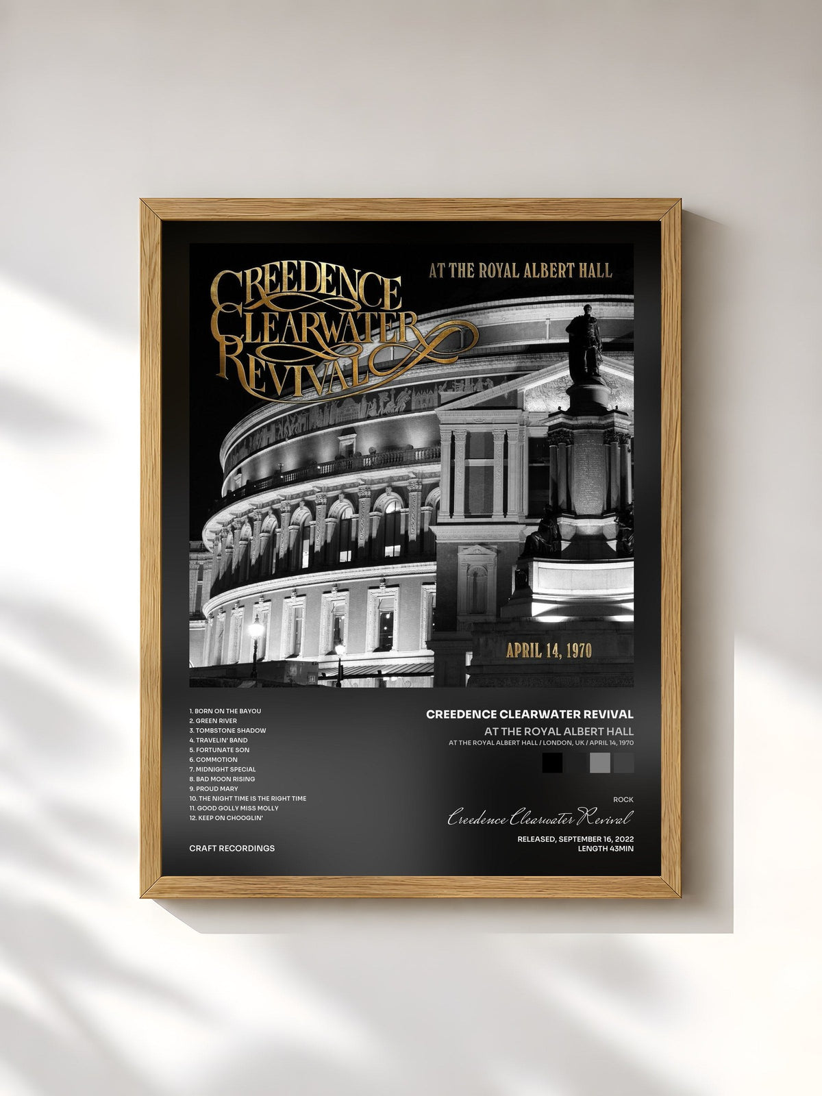 #bois Tableau de l'album At The Royal Albert Hall (At The Royal Albert Hall / London, UK / April 14, 1970) de Creedence Clearwater Revival, cadre en bois brut, imprimé et encadré en France
