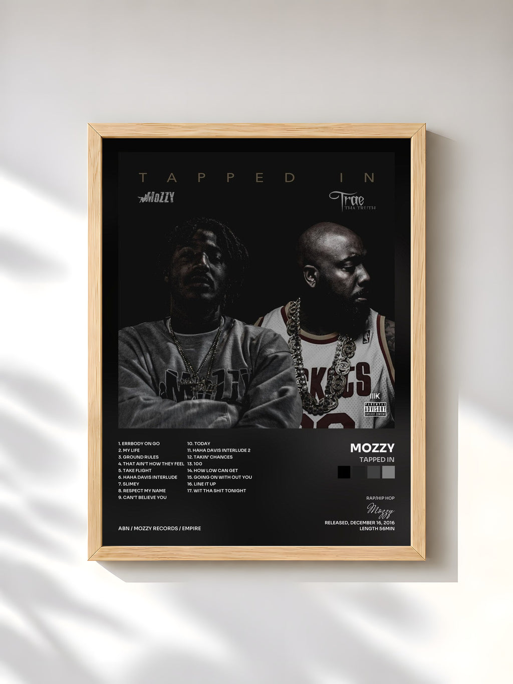 #bois Tableau de l'album Tapped In de Mozzy, cadre en bois brut, imprimé et encadré en France