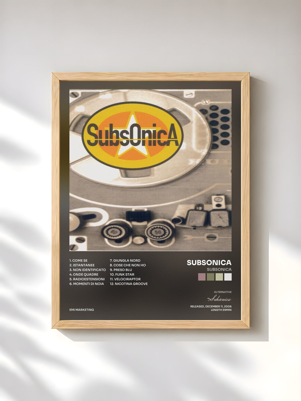#bois Tableau de l'album Subsonica de Subsonica, cadre en bois brut, imprimé et encadré en France