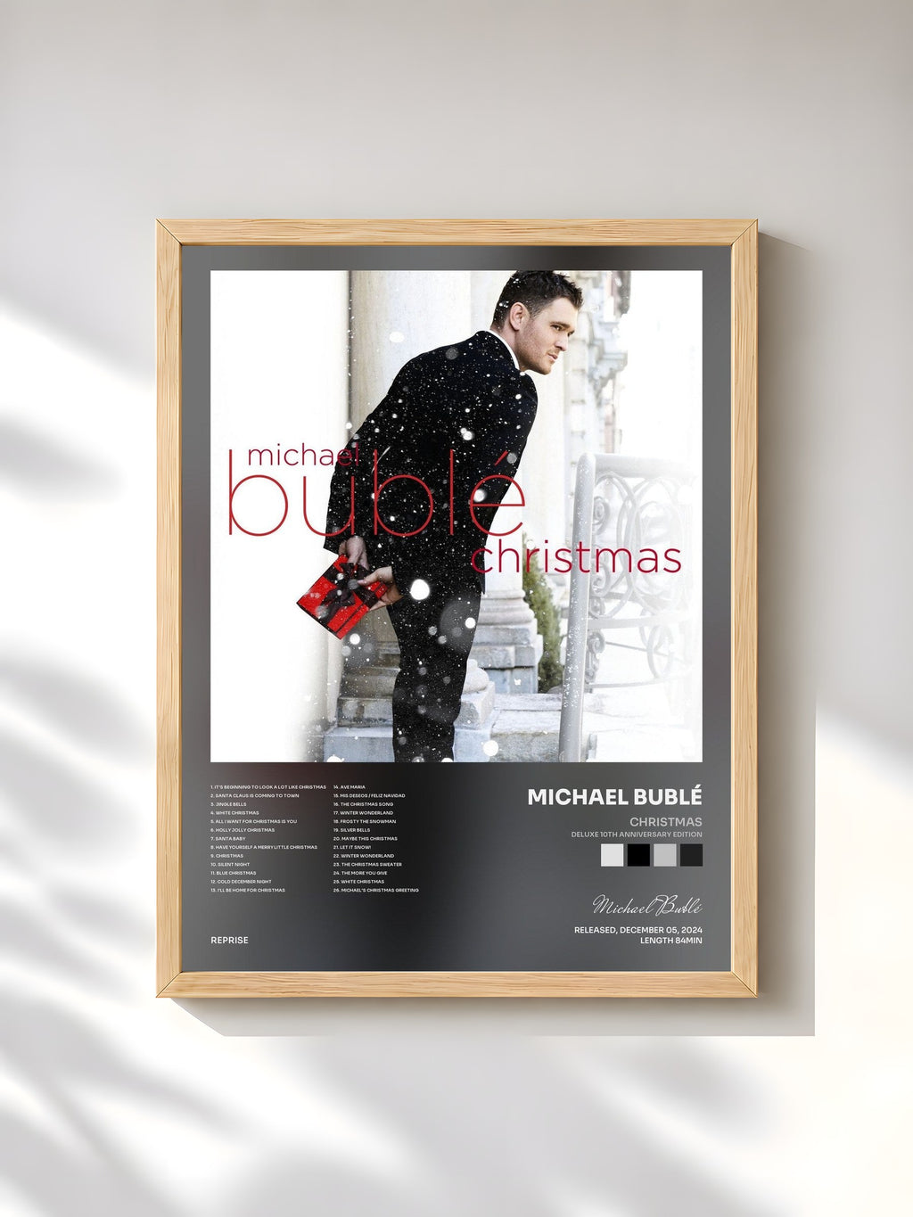 #bois Tableau de l'album Christmas (Deluxe 10th Anniversary Edition) de Michael Bublé, cadre en bois brut, imprimé et encadré en France