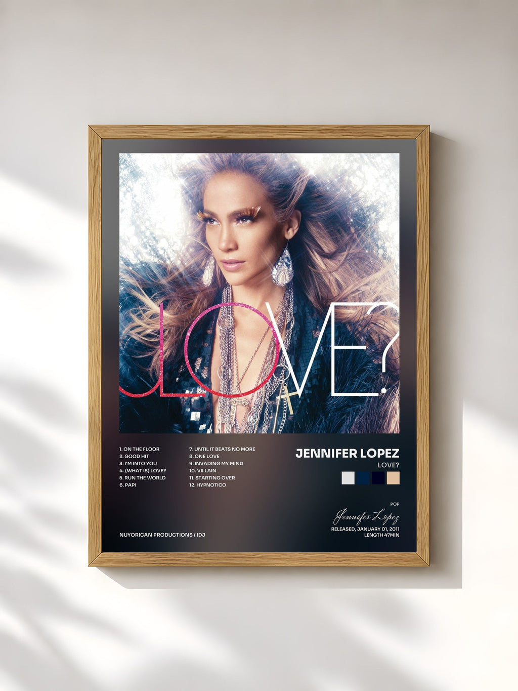 #bois Tableau de l'album LOVE? de Jennifer Lopez, cadre en bois brut, imprimé et encadré en France
