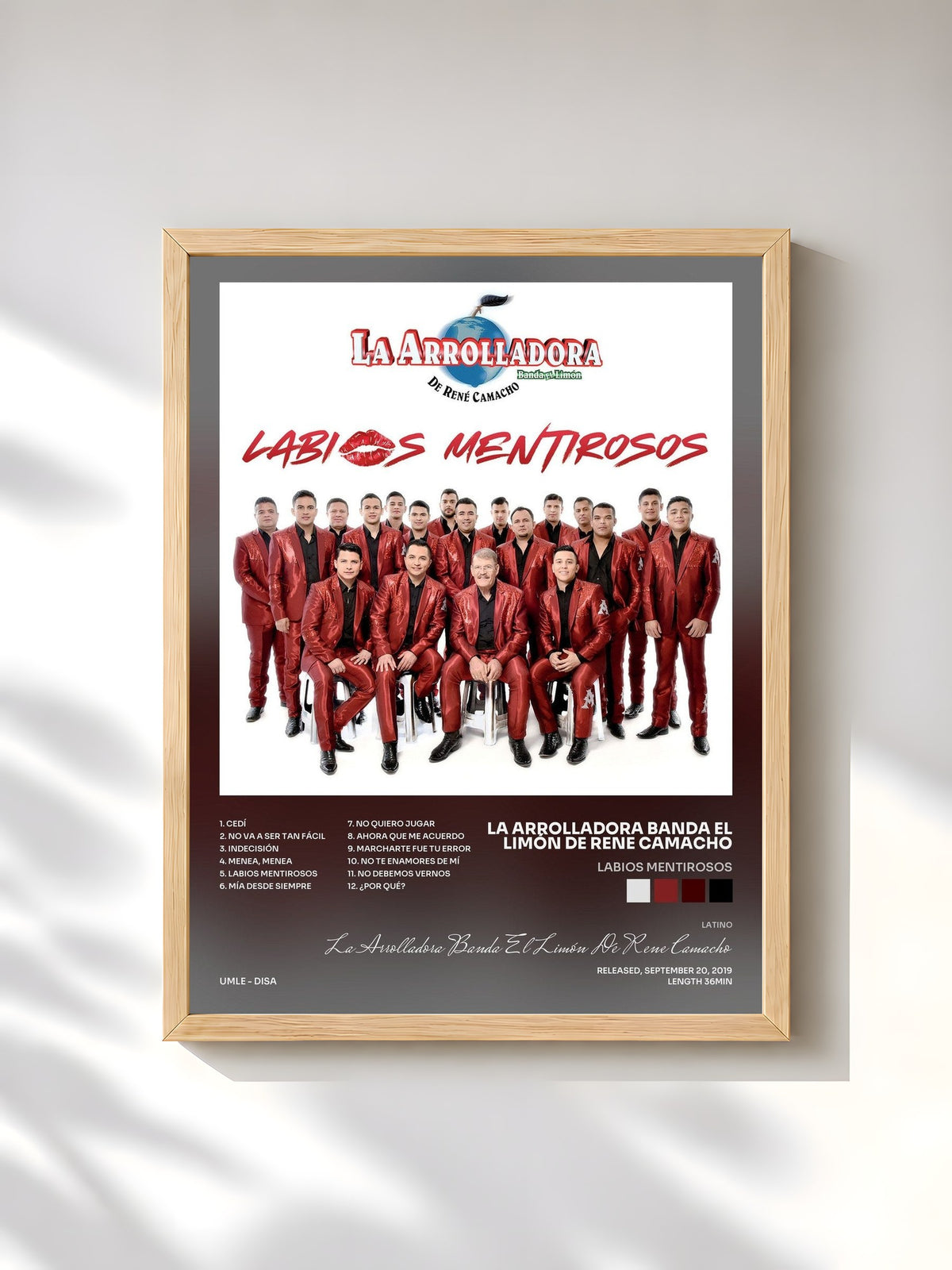 #bois Tableau de l'album Labios Mentirosos de La Arrolladora Banda El Limón De Rene Camacho, cadre en bois brut, imprimé et encadré en France