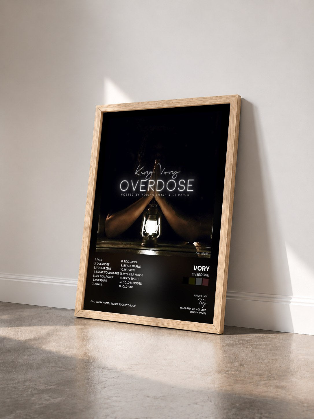 #bois Tableau de l'album Overdose de Vory vu de trois quarts, cadre en bois brut