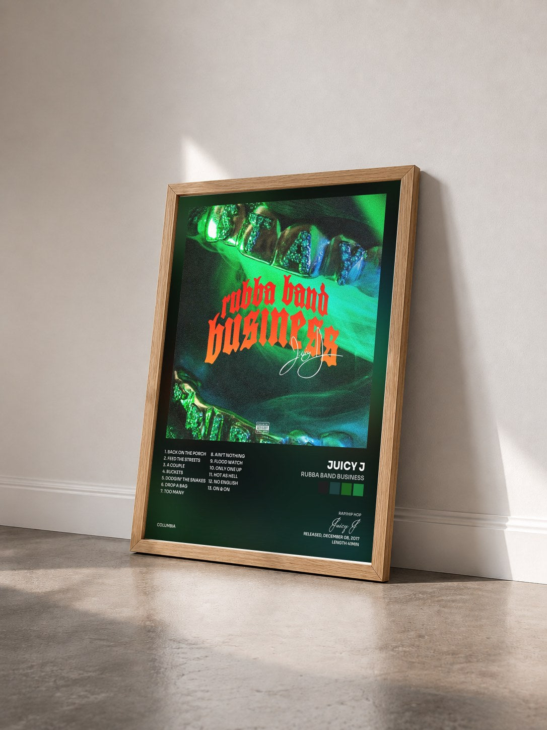 #bois Tableau de l'album Rubba Band Business de Juicy J vu de trois quarts, cadre en bois brut