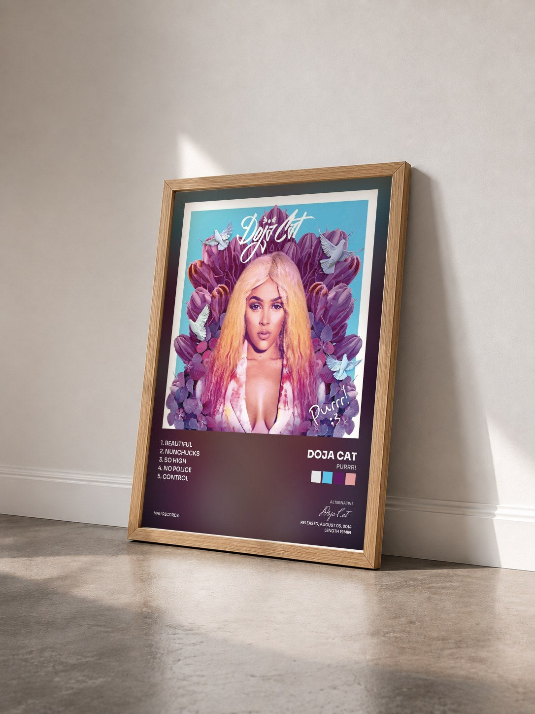 #bois Tableau de l'album Purrr! de Doja Cat vu de trois quarts, cadre en bois brut