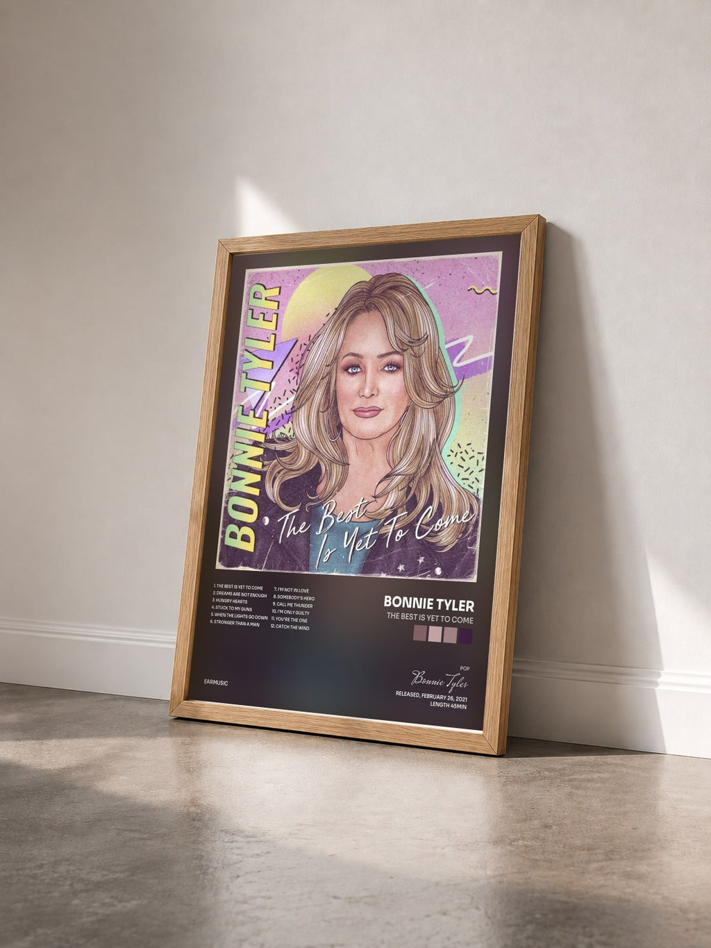 #bois Tableau de l'album The Best Is yet to Come de Bonnie Tyler vu de trois quarts, cadre en bois brut