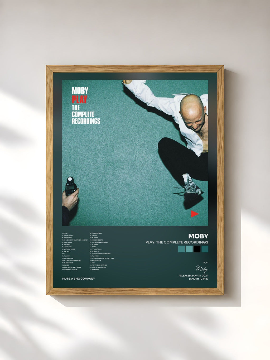 #bois Tableau de l'album Play: The Complete Recordings de Moby, cadre en bois brut, imprimé et encadré en France