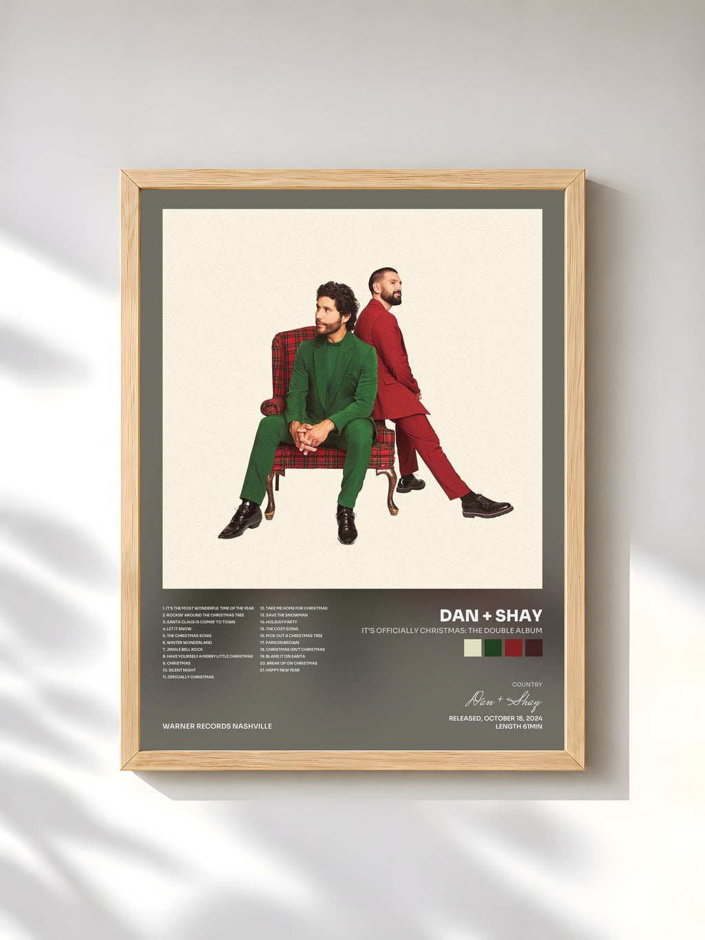 #bois Tableau de l'album It's Officially Christmas: The Double Album de Dan + Shay, cadre en bois brut, imprimé et encadré en France
