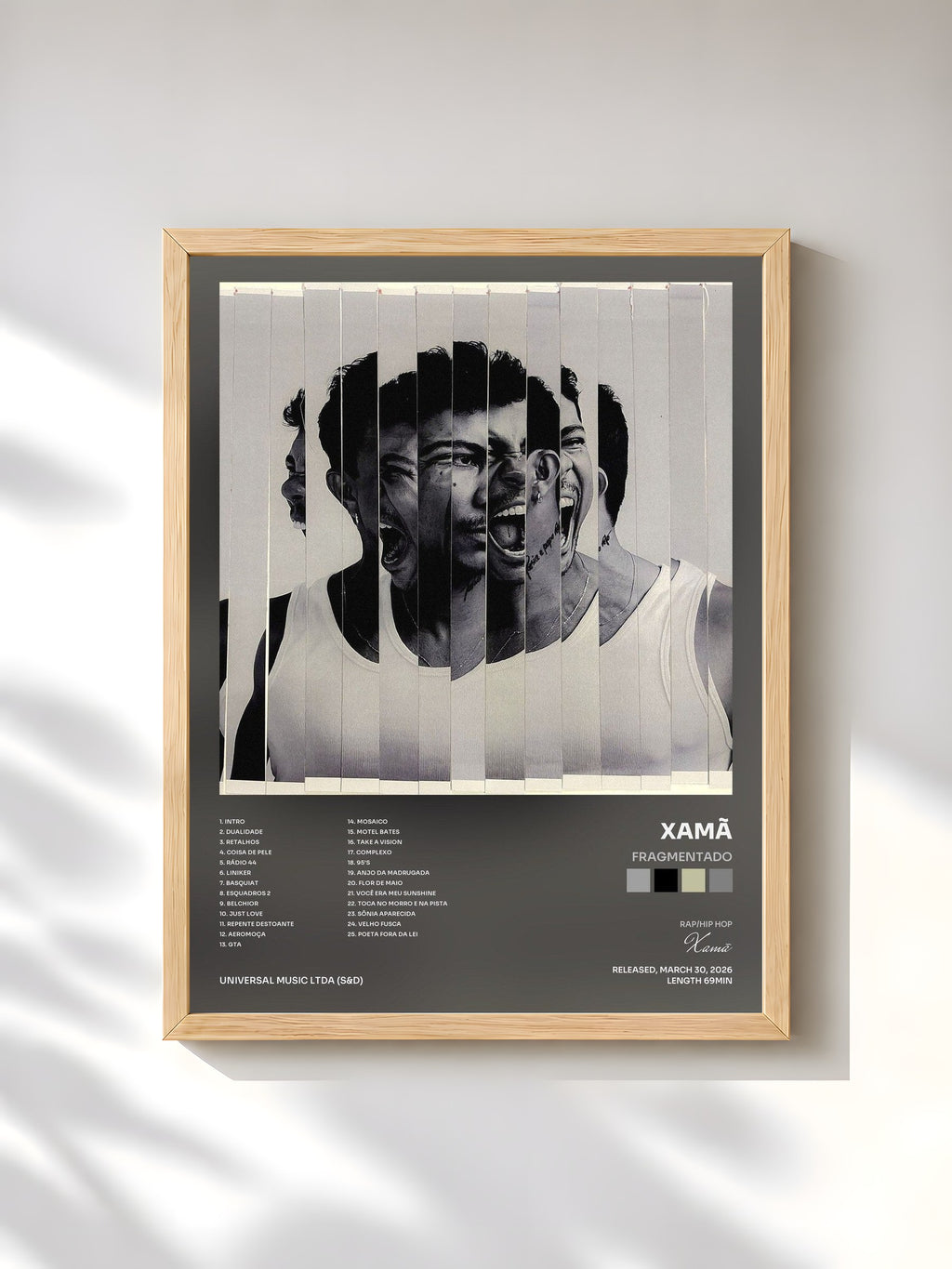 #bois Tableau de l'album FRAGMENTADO de Xamã, cadre en bois brut, imprimé et encadré en France