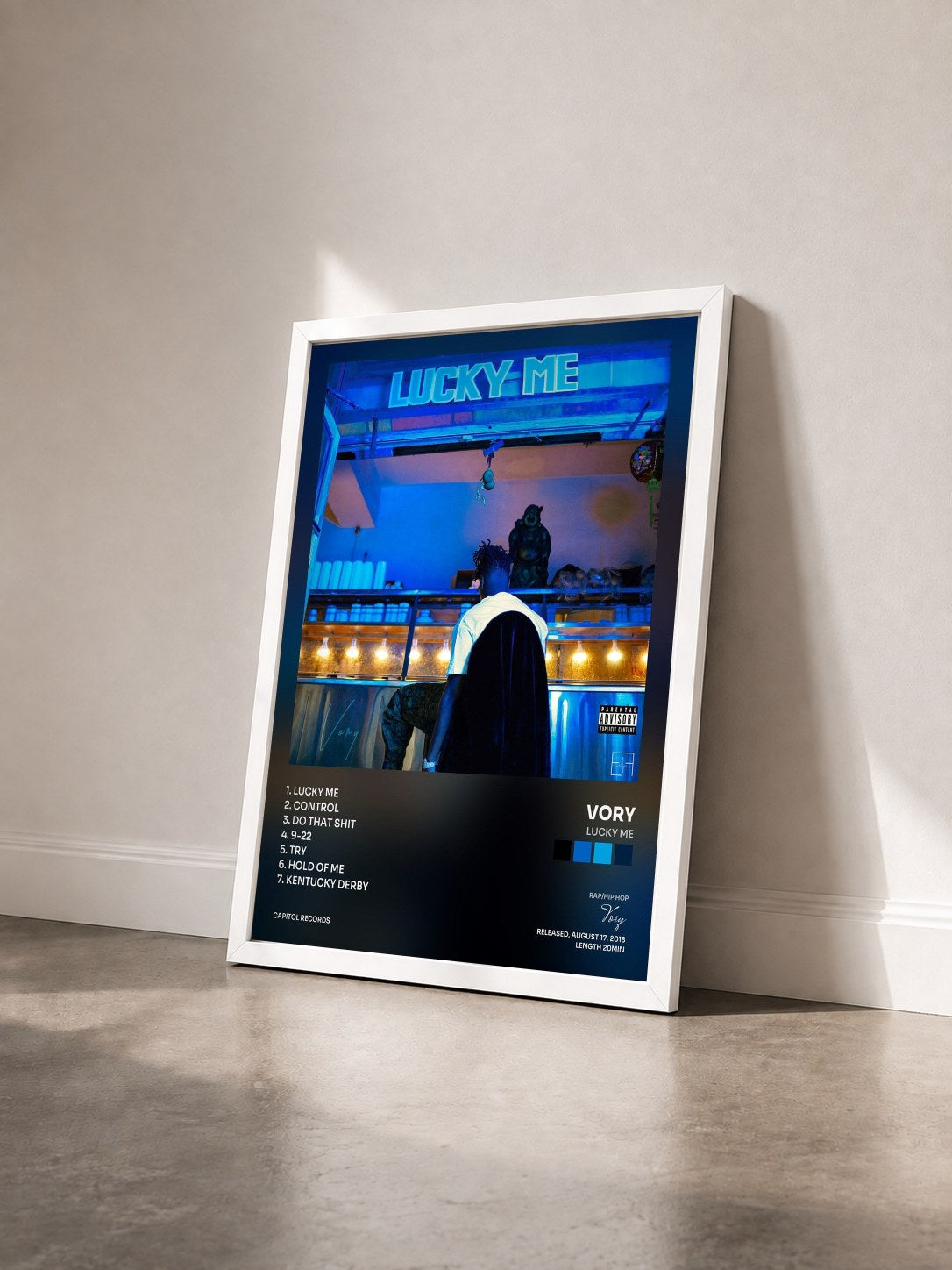 #blanc Tableau de l'album Lucky Me de Vory vu de trois quarts, cadre blanc