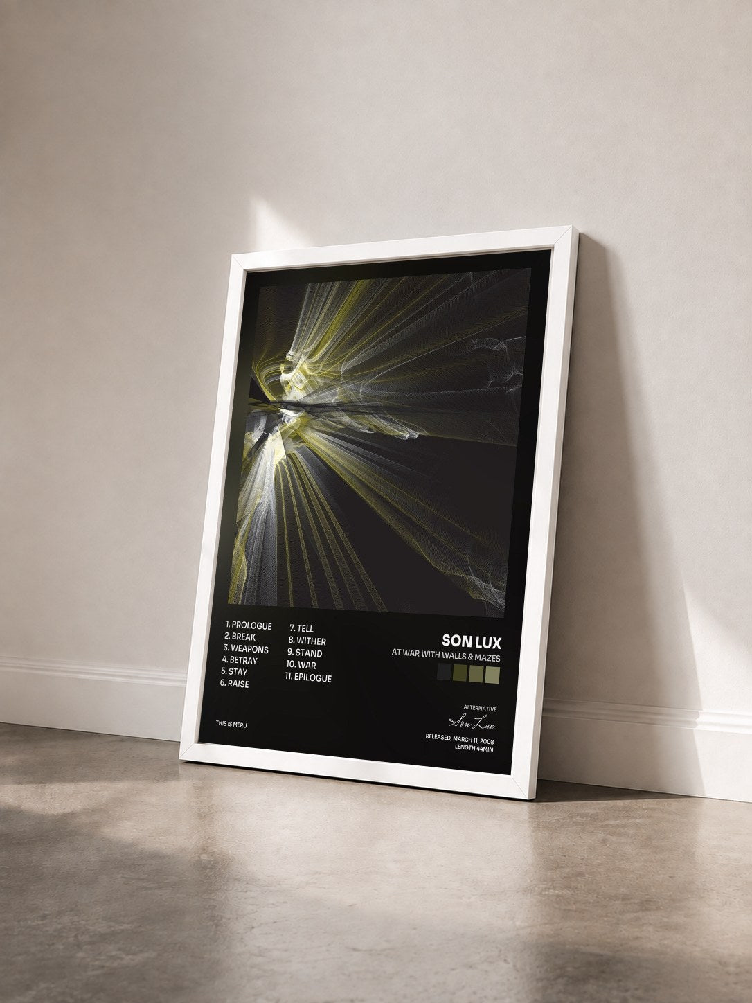 #blanc Tableau de l'album At War With Walls & Mazes de Son Lux vu de trois quarts, cadre blanc