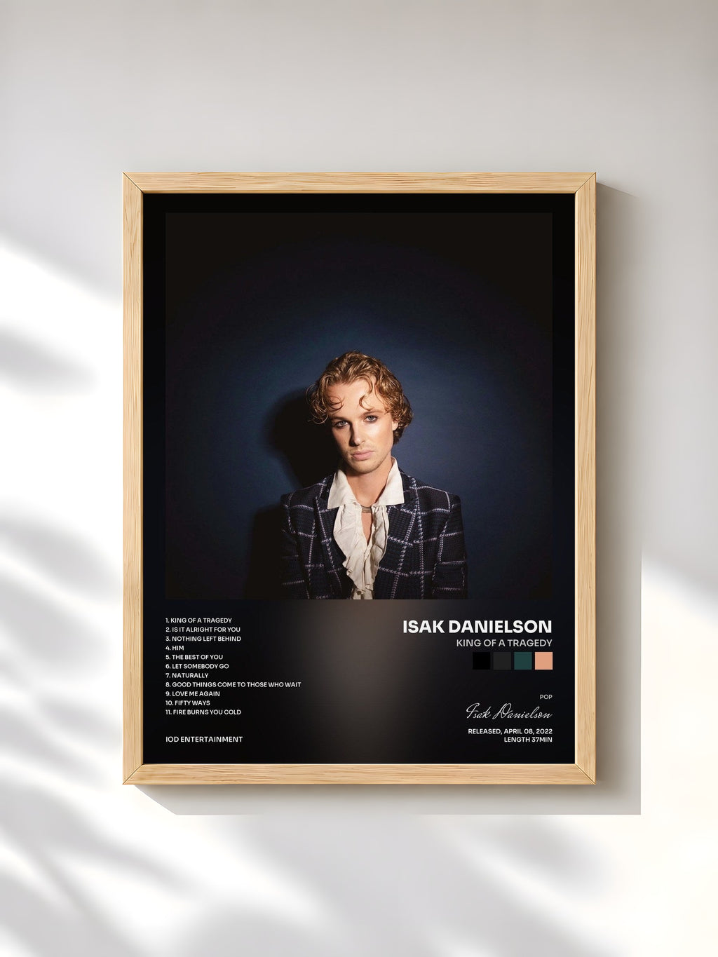 #bois Tableau de l'album King of a Tragedy de Isak Danielson, cadre en bois brut, imprimé et encadré en France