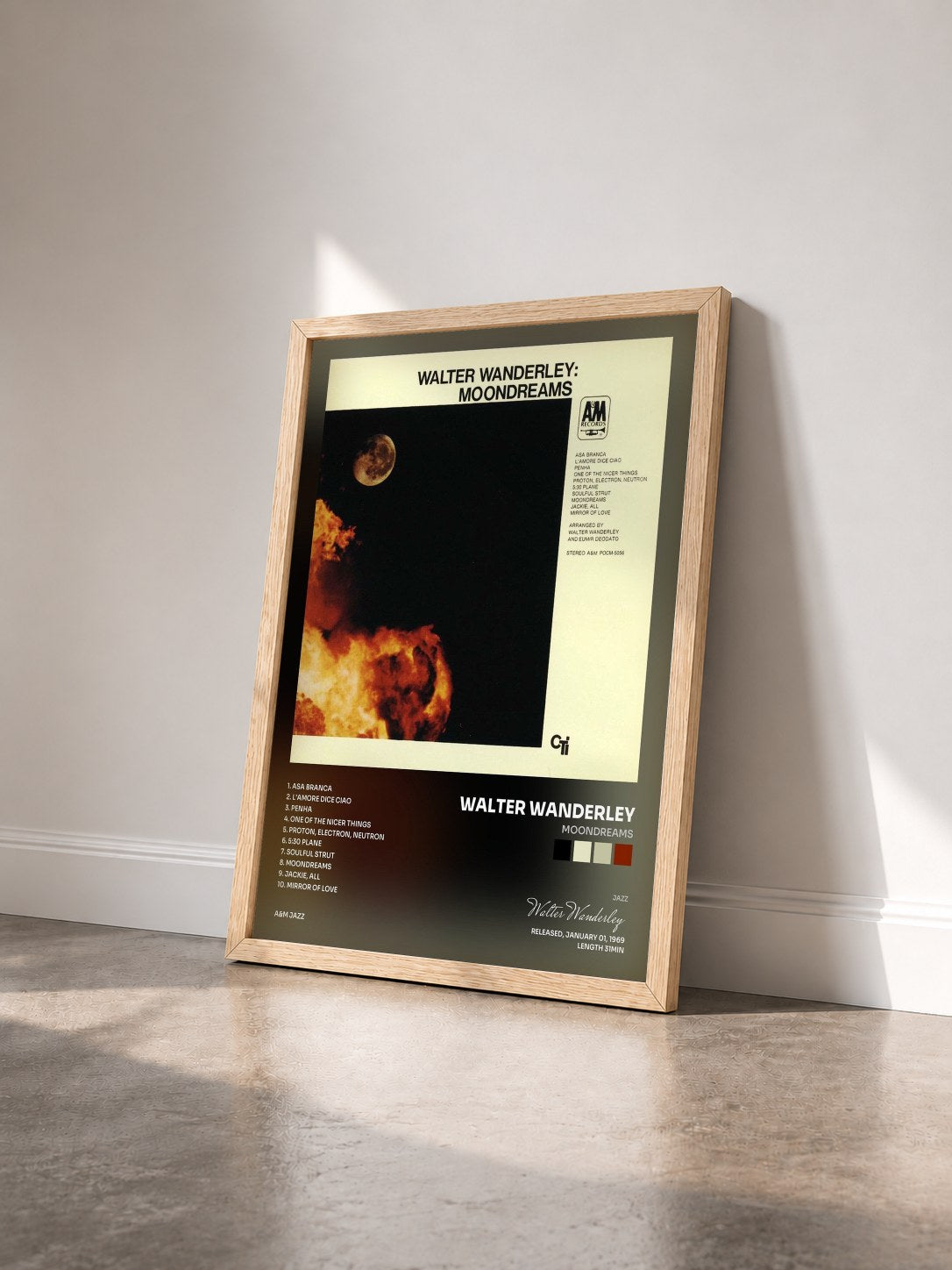 #bois Tableau de l'album Moondreams de Walter Wanderley vu de trois quarts, cadre en bois brut