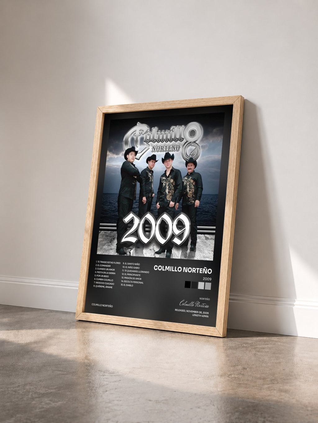 #bois Tableau de l'album 2009 de Colmillo Norteño vu de trois quarts, cadre en bois brut