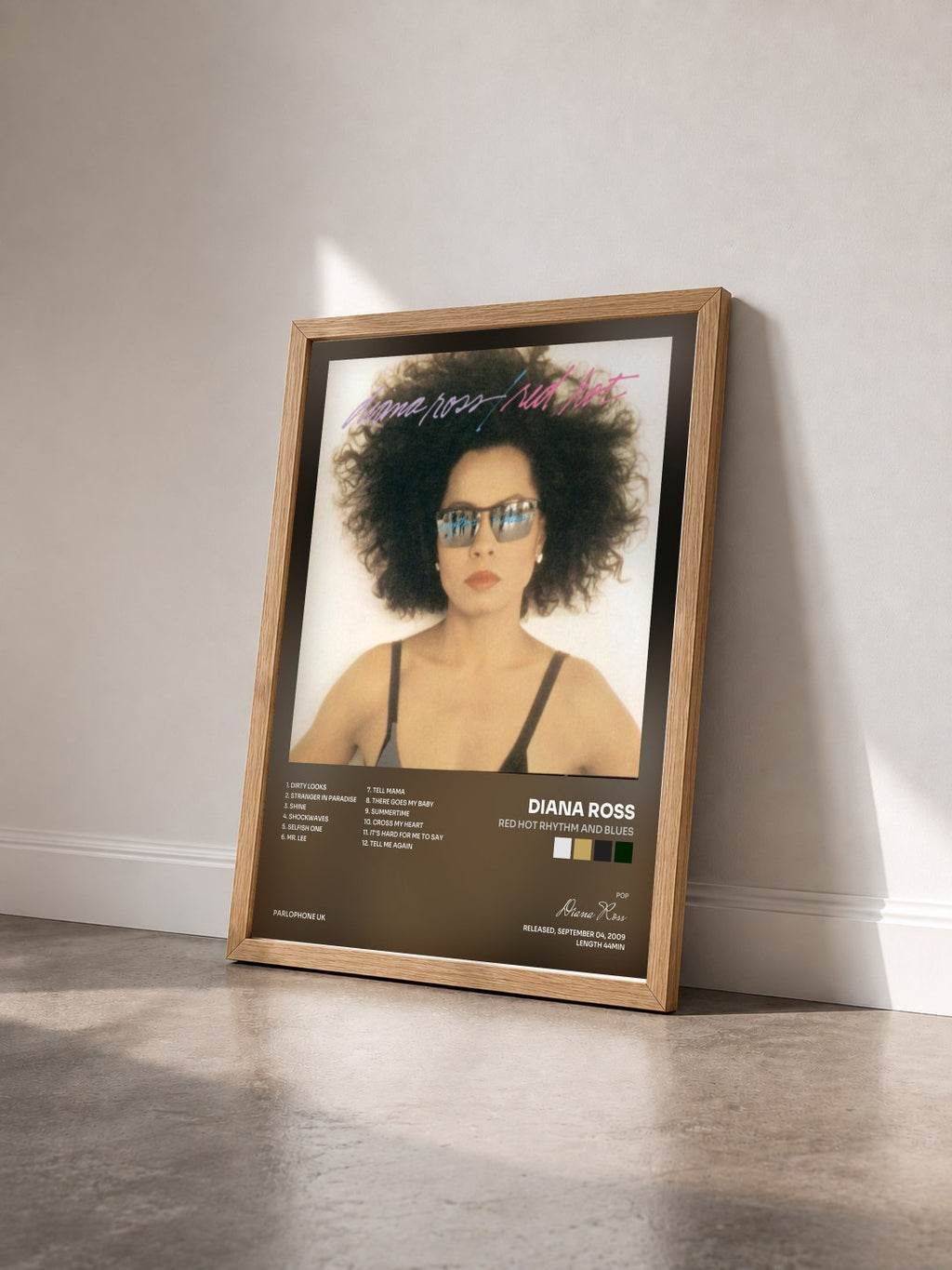 #bois Tableau de l'album Red Hot Rhythm and Blues de Diana Ross vu de trois quarts, cadre en bois brut