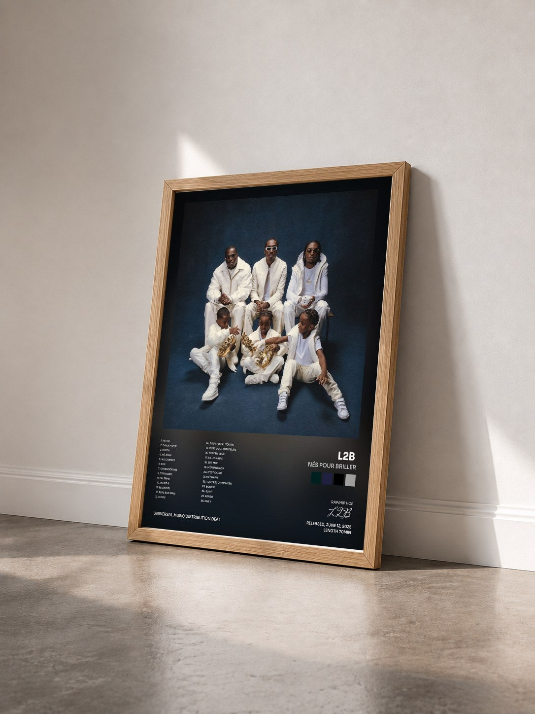 #bois Tableau de l'album Nés Pour Briller de L2B  vu de trois quarts, cadre en bois brut