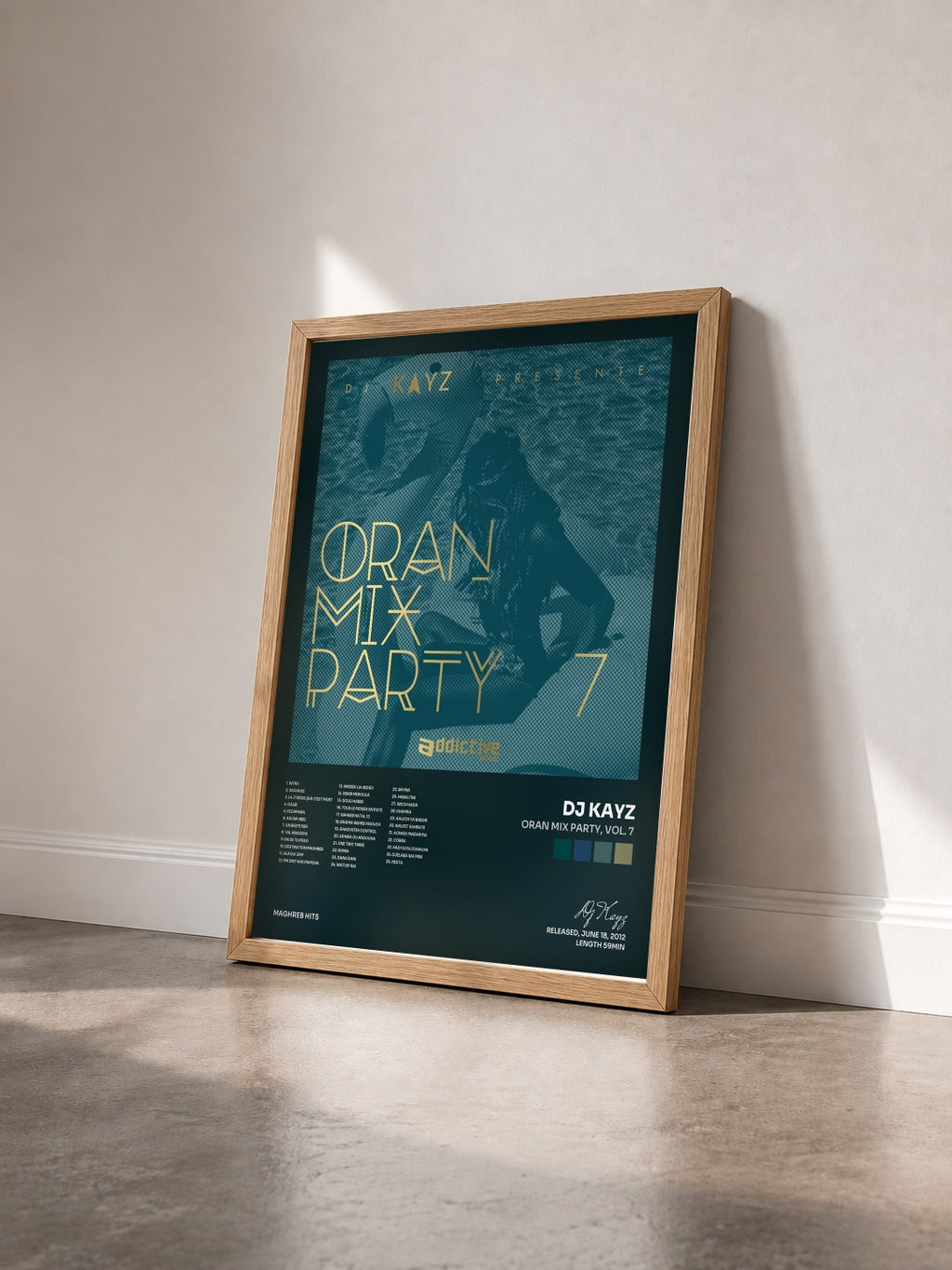 #bois Tableau de l'album Oran Mix Party, vol. 7 de Dj Kayz vu de trois quarts, cadre en bois brut