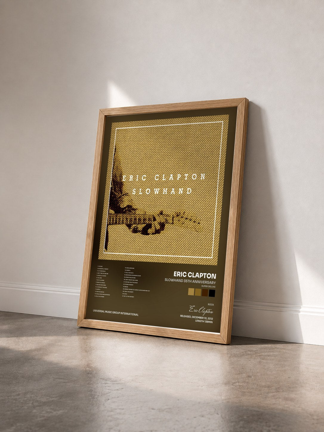 #bois Tableau de l'album Slowhand 35th Anniversary (Super Deluxe) de Eric Clapton vu de trois quarts, cadre en bois brut