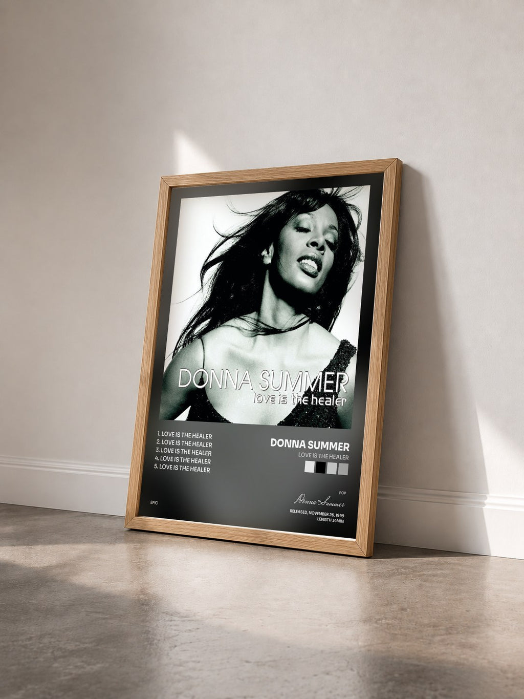 #bois Tableau de l'album Love Is The Healer de Donna Summer vu de trois quarts, cadre en bois brut