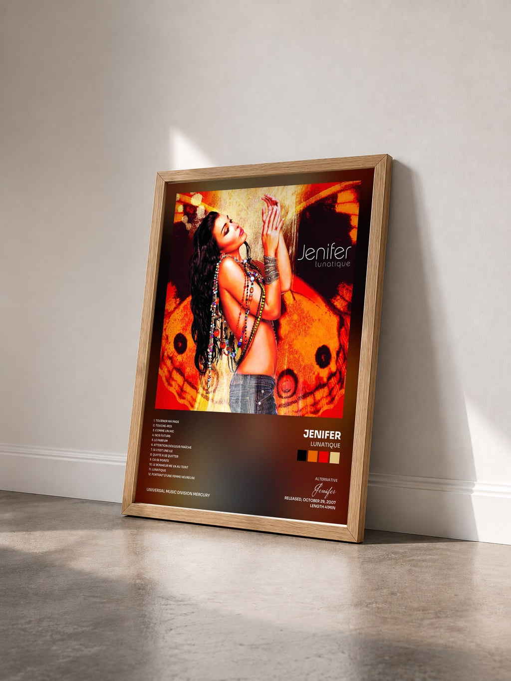 #bois Tableau de l'album Lunatique de Jenifer vu de trois quarts, cadre en bois brut