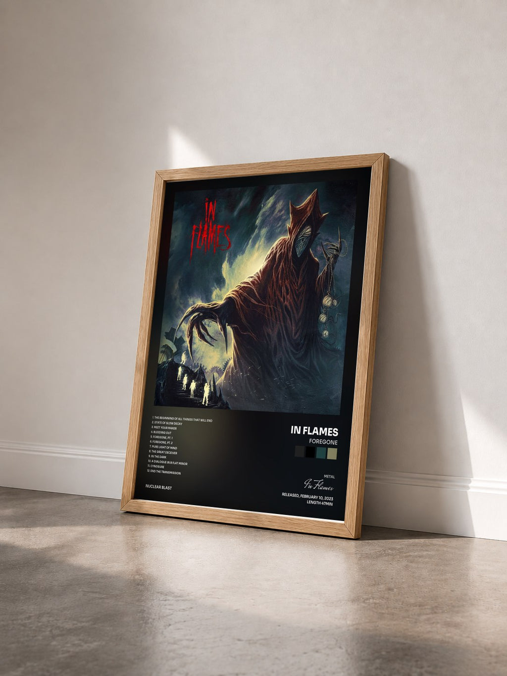 #bois Tableau de l'album Foregone de In Flames vu de trois quarts, cadre en bois brut