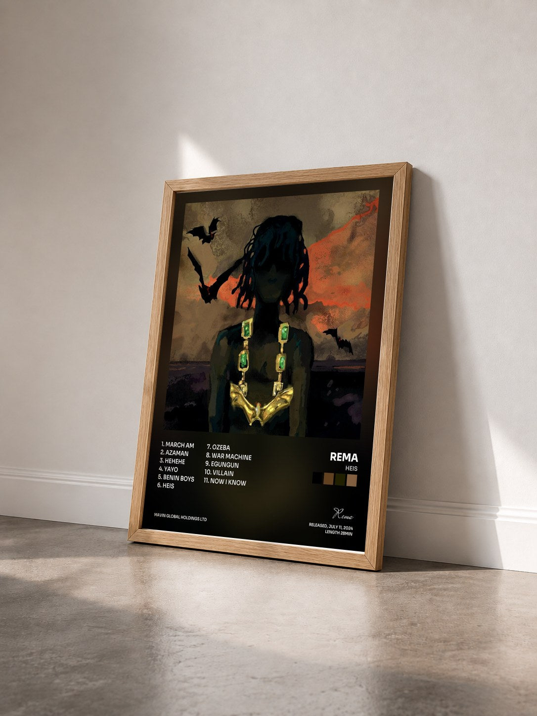 #bois Tableau de l'album HEIS de Rema vu de trois quarts, cadre en bois brut