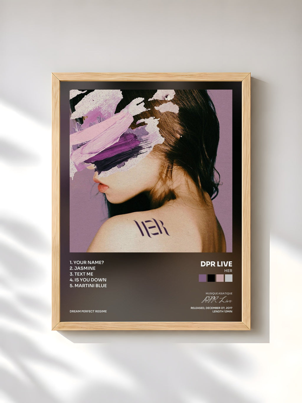 #bois Tableau de l'album Her de DPR Live, cadre en bois brut, imprimé et encadré en France
