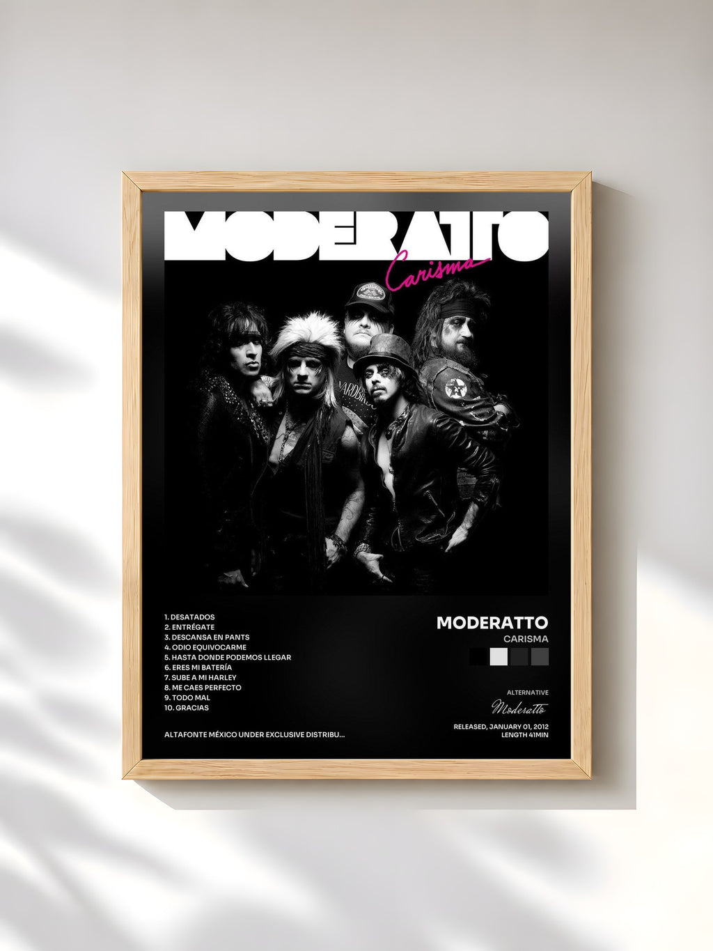 #bois Tableau de l'album Carisma de Moderatto, cadre en bois brut, imprimé et encadré en France