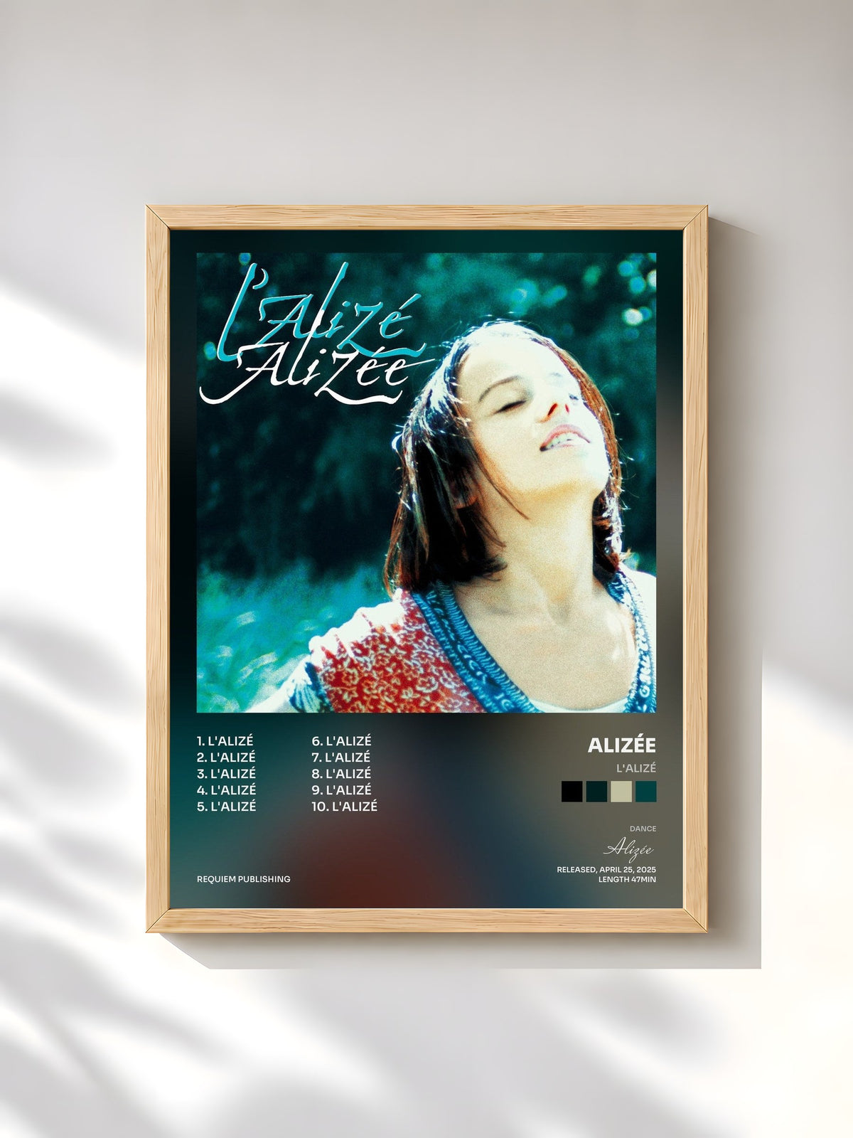 #bois Tableau de l'album L'Alizé de Alizée, cadre en bois brut, imprimé et encadré en France