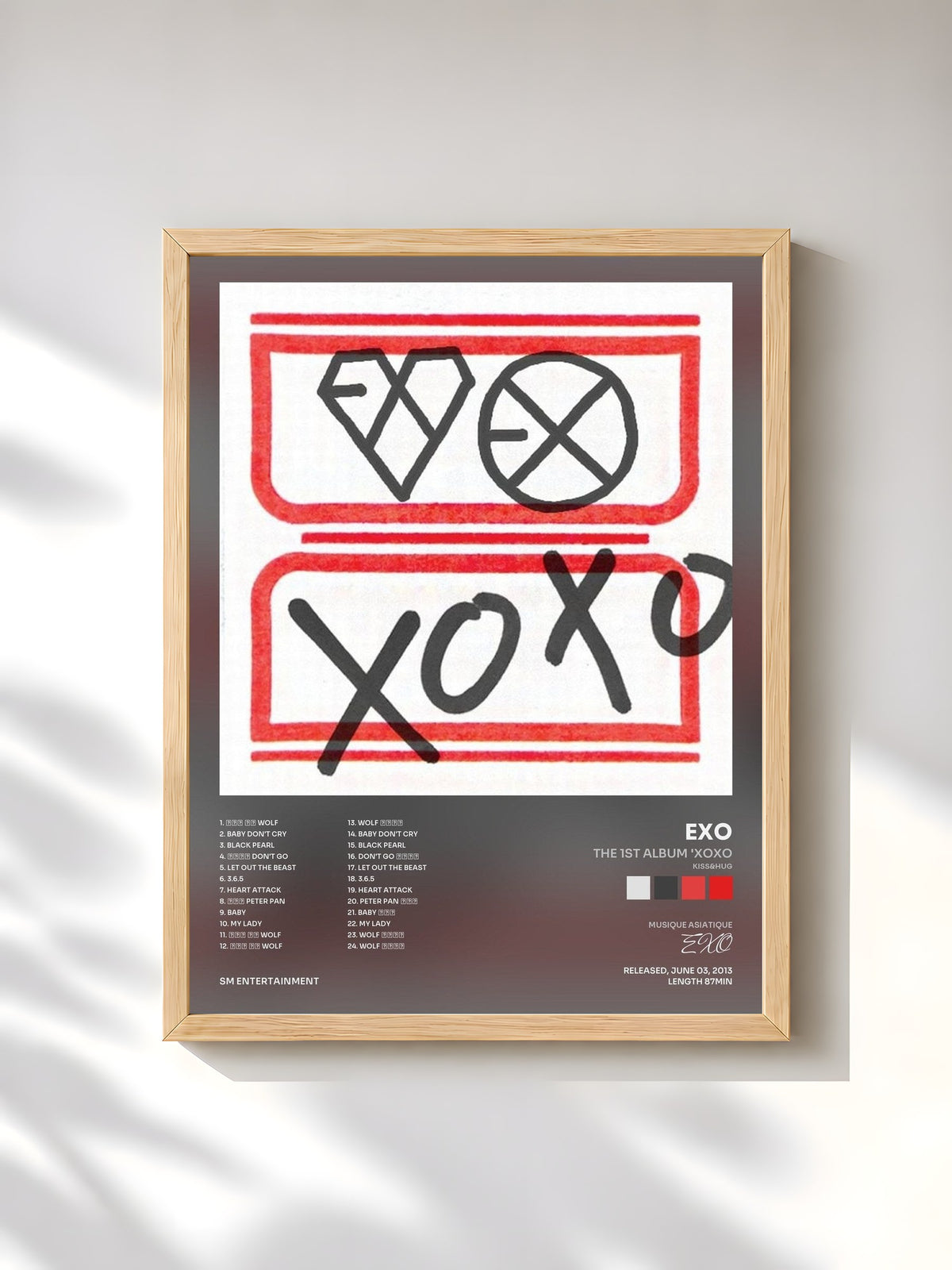 #bois Tableau de l'album The 1st Album 'XOXO (KISS&HUG)' de EXO, cadre en bois brut, imprimé et encadré en France