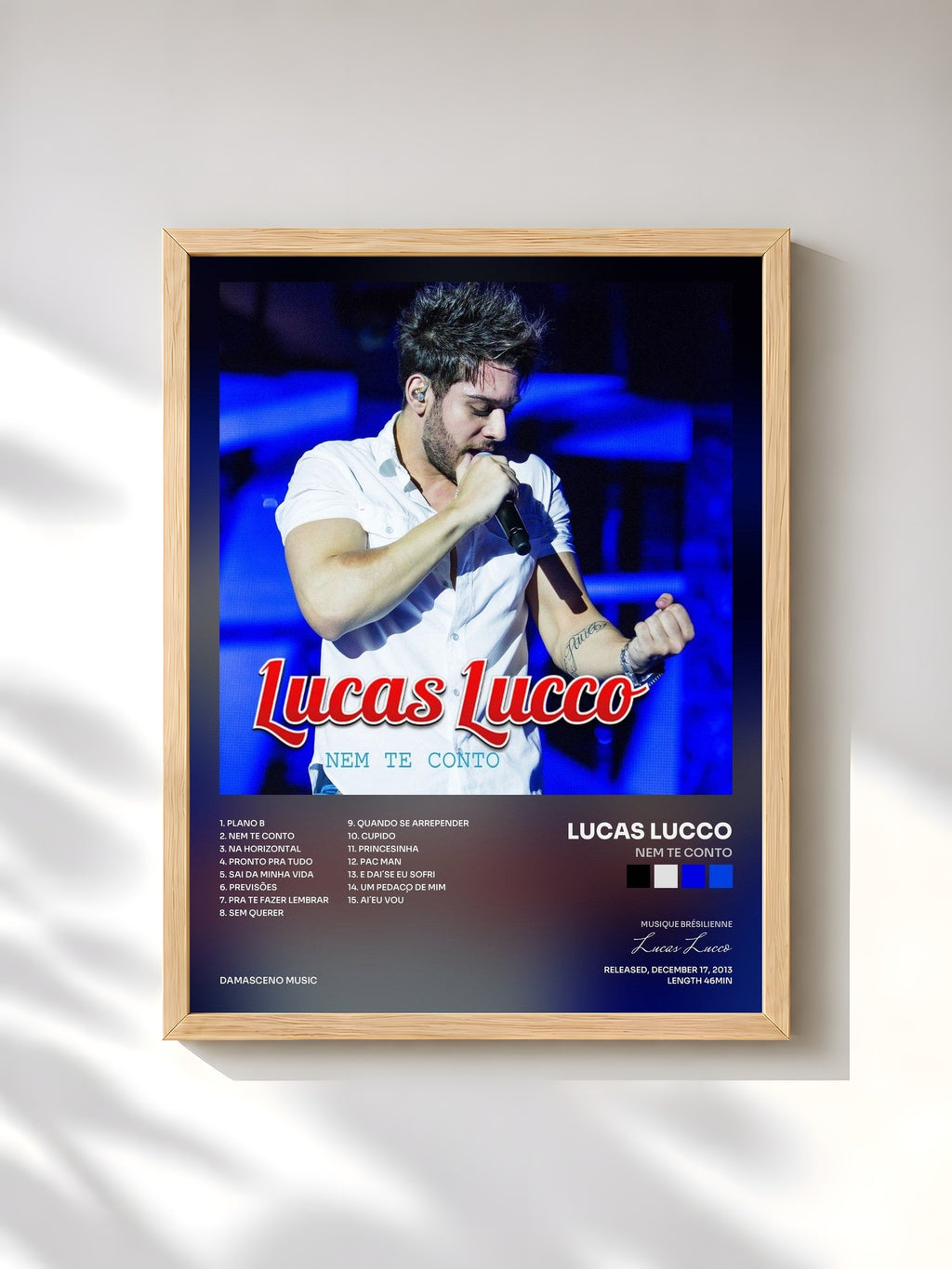 #bois Tableau de l'album Nem Te Conto de Lucas Lucco, cadre en bois brut, imprimé et encadré en France