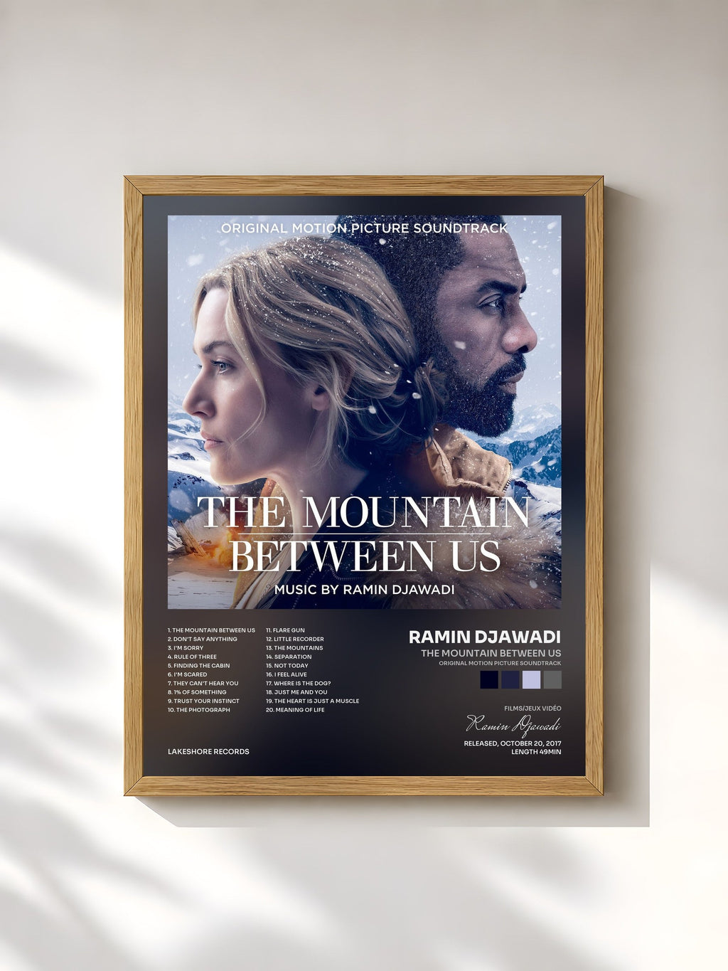 #bois Tableau de l'album The Mountain Between Us (Original Motion Picture Soundtrack) de Ramin Djawadi, cadre en bois brut, imprimé et encadré en France