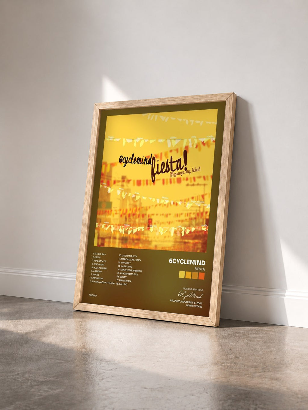 #bois Tableau de l'album Fiesta de 6CycleMind vu de trois quarts, cadre en bois brut