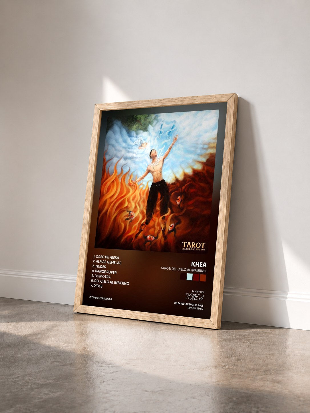 #bois Tableau de l'album TAROT: Del cielo al infierno de KHEA vu de trois quarts, cadre en bois brut