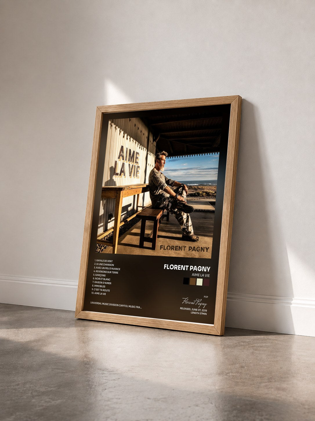 #bois Tableau de l'album Aime la vie de Florent Pagny vu de trois quarts, cadre en bois brut