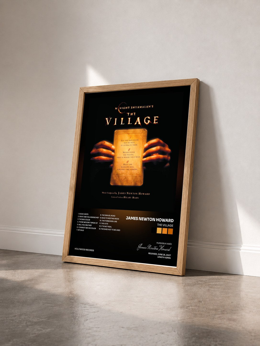 #bois Tableau de l'album The Village de James Newton Howard vu de trois quarts, cadre en bois brut