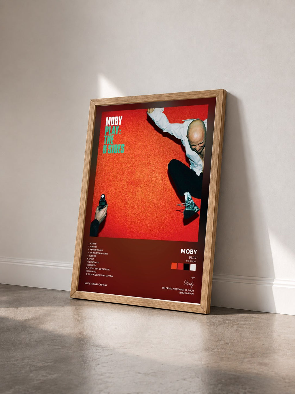 #bois Tableau de l'album Play (The B Sides) de Moby vu de trois quarts, cadre en bois brut