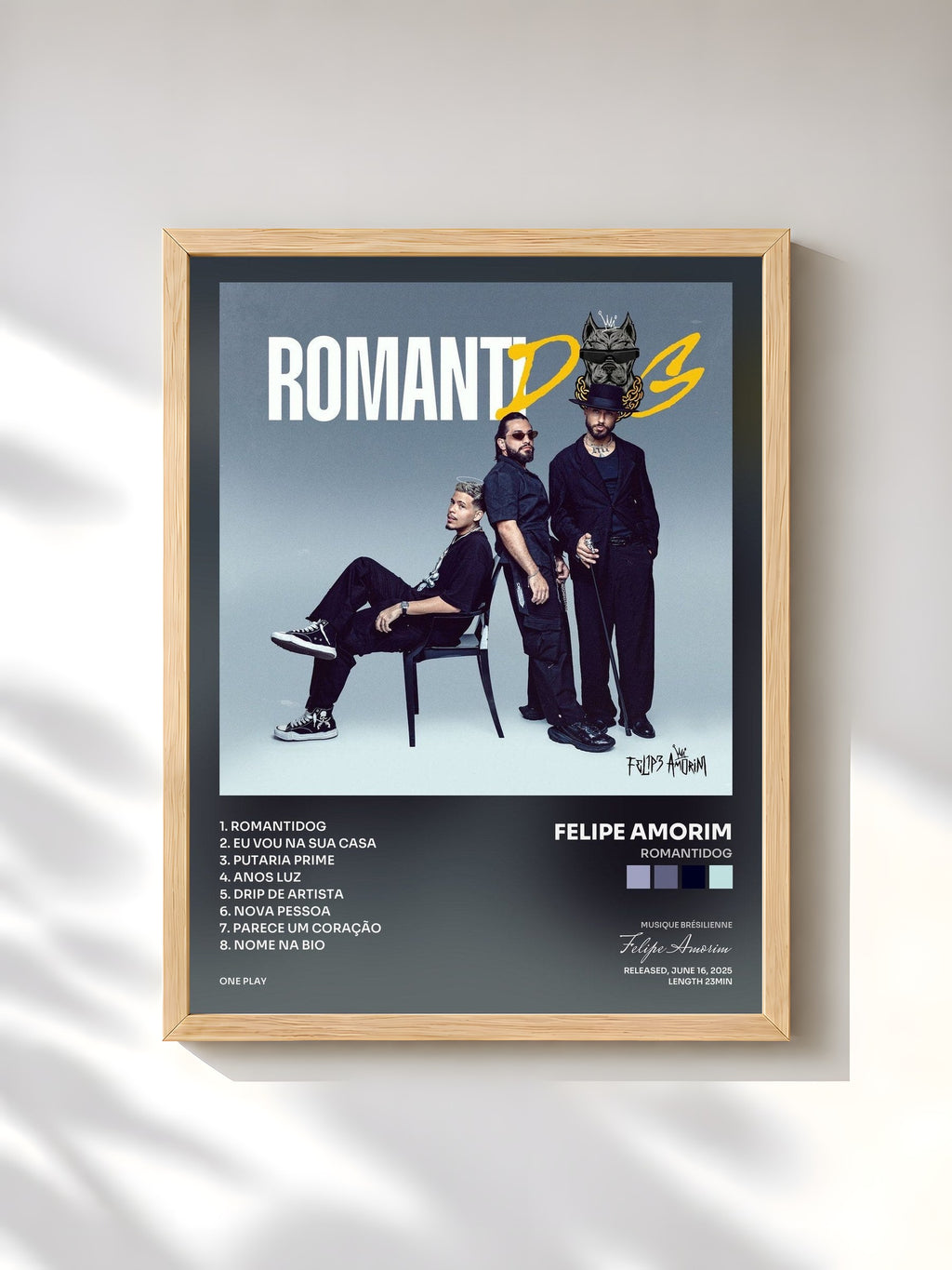#bois Tableau de l'album RomantiDog de Felipe Amorim, cadre en bois brut, imprimé et encadré en France