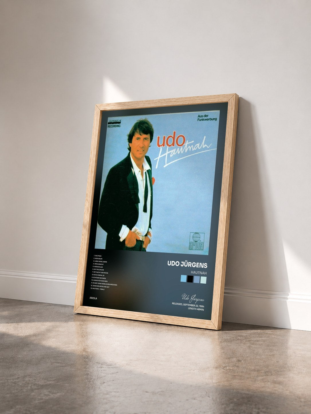 #bois Tableau de l'album Hautnah de Udo Jürgens vu de trois quarts, cadre en bois brut