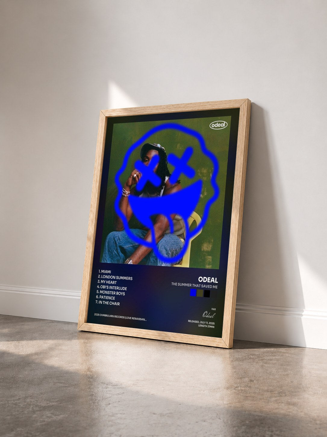 #bois Tableau de l'album The Summer That Saved Me de Odeal vu de trois quarts, cadre en bois brut