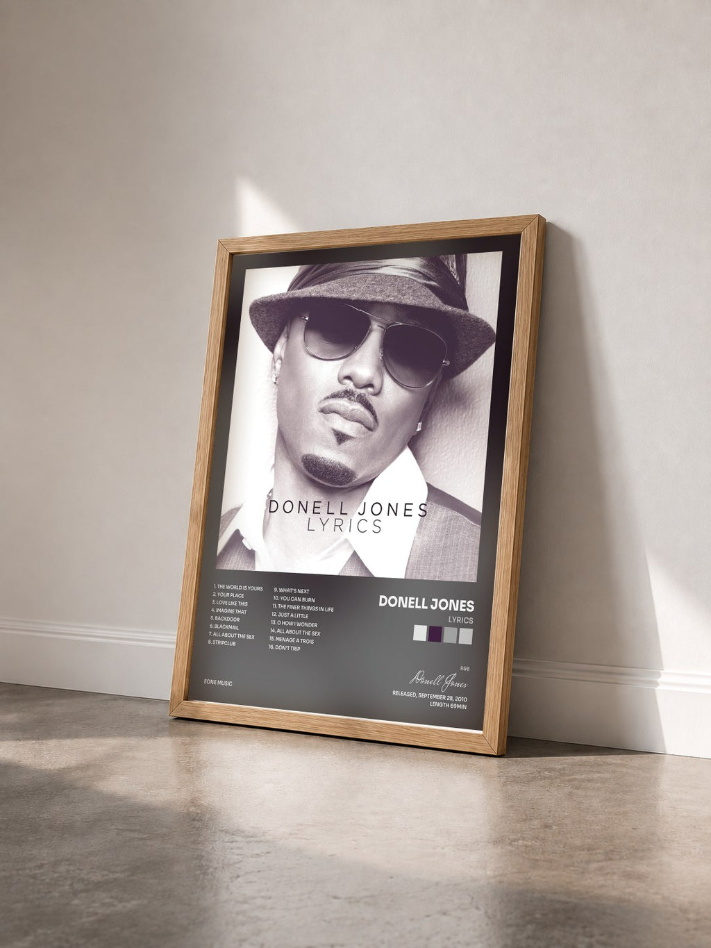 #bois Tableau de l'album Lyrics de Donell Jones vu de trois quarts, cadre en bois brut